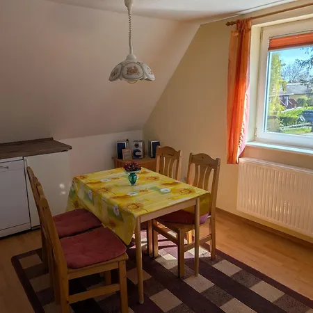 An Der Alten Kastanie - Whg B Apartament Wieck